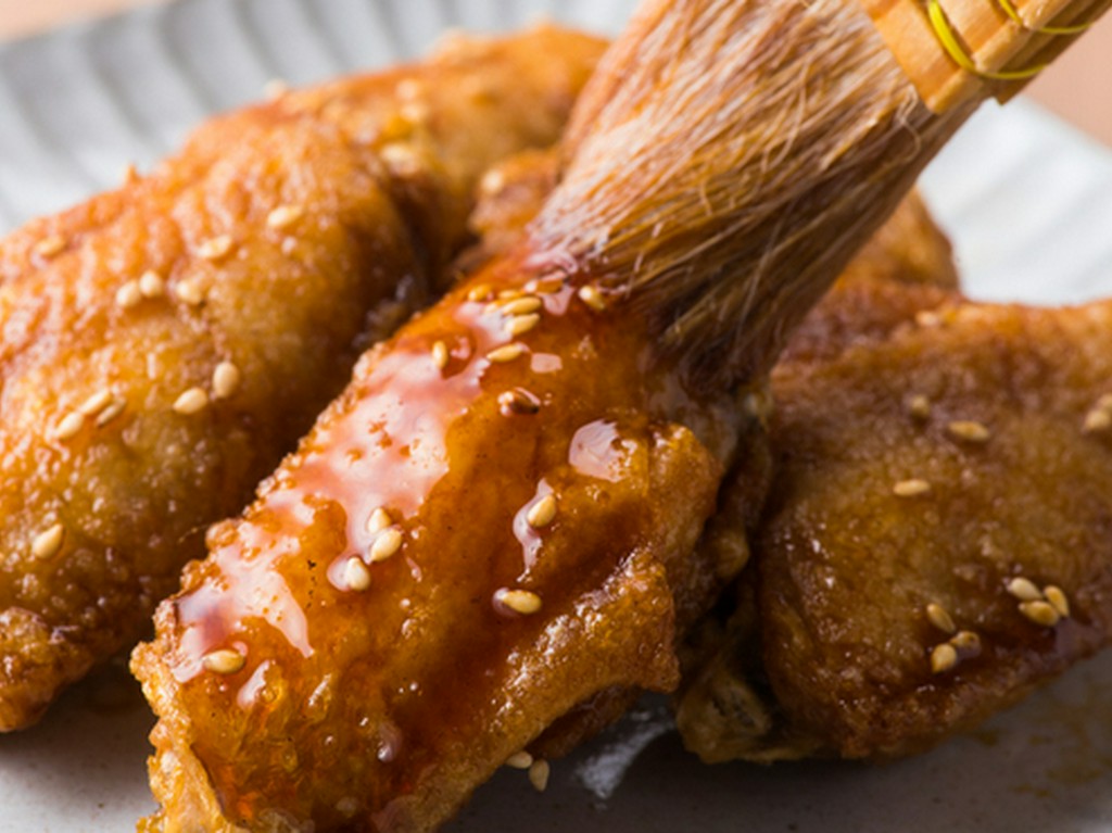 「名古屋コーチン」つくねに手羽先。名古屋名物で乾杯