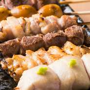 職人が備長炭で焼き上げた渾身の一本。定番はもちろん、希少部位も楽しめます。