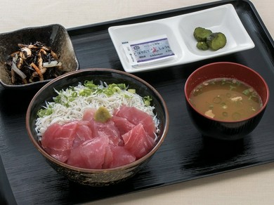 しらす鉄火丼定食