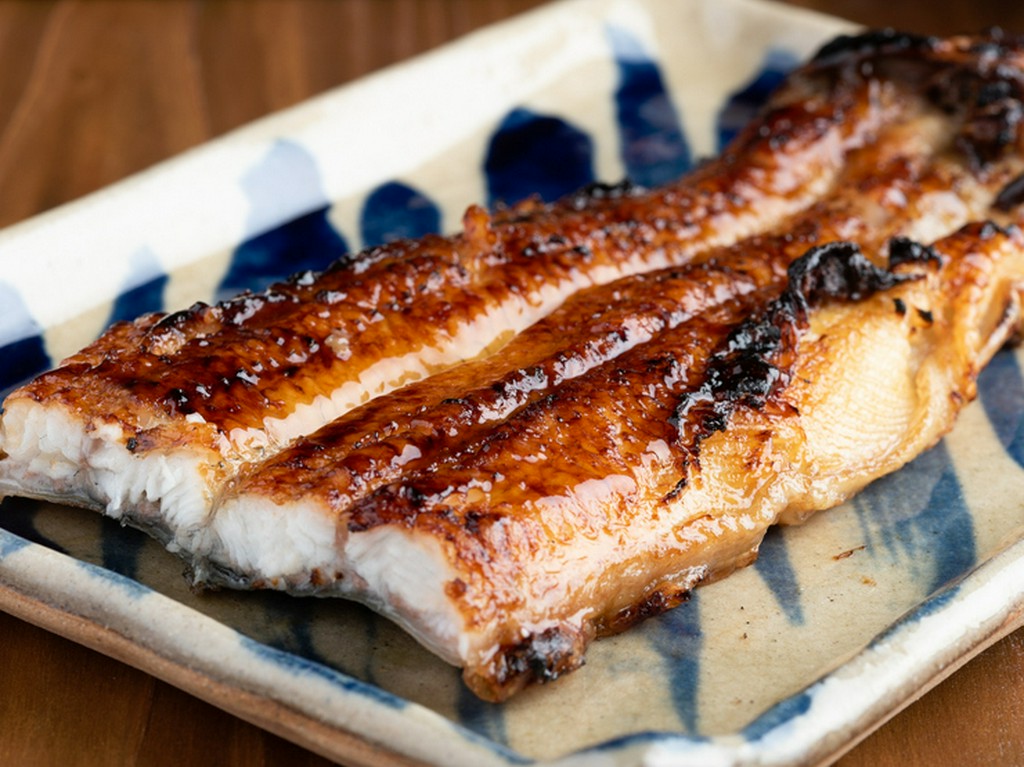 ゲストを喜ばせるおいしい鰻料理のために、吟味された食材が集結