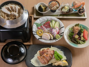 ボリュームたっぷり、グルマンも満足できる『店主のおまかせコース』