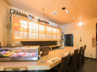 目の前で繰り広げられる“料理人の職人技”に、心踊るひととき