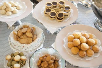 手づくりデザートやドレッシング。お店ならではの味を楽しめる