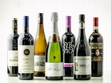 種類豊富なワインの中からお好みの一杯を。