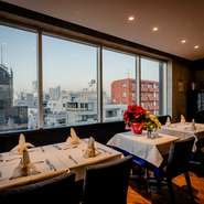 厳選食材を駆使したイタリアンと種類豊富なワイン。女性の心をときめかせてくれるレストランです。貸切対応も可能なので、女子会やママ会、家族のお祝いに、心地良い雰囲気の中で気兼ねなく楽しめます。