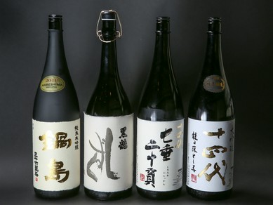 日本酒は500種類以上のラインナップ。お気に入りが必ず見つかる