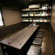 ゆっくりくつろげる掘りごたつ式の完全個室も完備