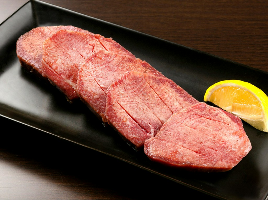 食感を楽しむ超厚切り『上タン塩』