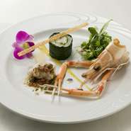 アミューズ・前菜・スープ・お魚・お肉・デセール・カフェ