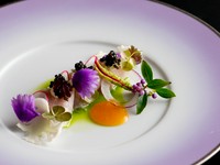 アミューズ・前菜・スープ・お魚・お肉・デセール・小菓子・カフェ