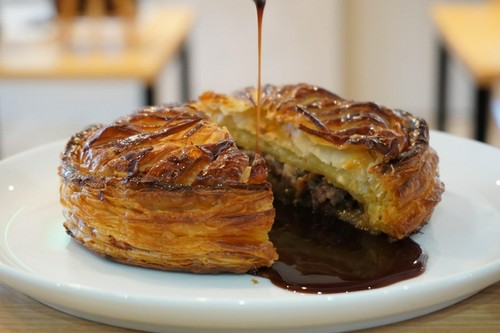 新郷村“銀の鴨”のトゥルト