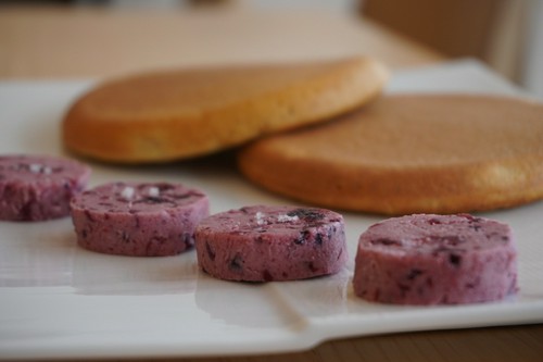 はやし農園カシスのバター＆そば粉のブリニ