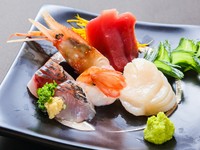 旬の魚のおいしさをダイレクトに頂く刺し盛。抜群の鮮度を実感できます。