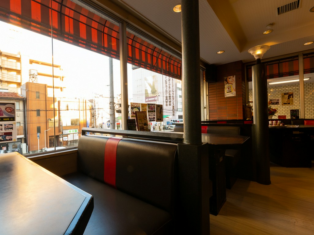 楽しい時間を過ごしてもらえる居心地の良い店内