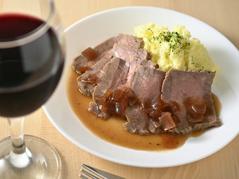 カジュアルながら手をかけた料理が、リーズナブルに味わえる