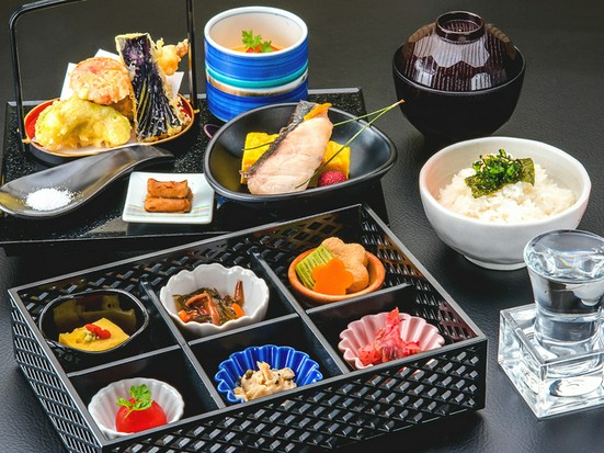 和食創庵 六花 西11丁目 18丁目 和食 のグルメ情報 ヒトサラ 和食創庵 六花 西11丁目 18丁目 和食 のグルメ情報 ヒトサラ