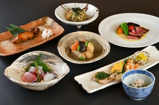 旬の滋味に心がほぐれる。2週間替わりの『おまかせコース』