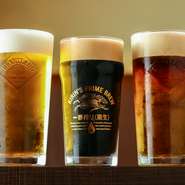 各種生ビールが用意されています。店のオススメは『ハートランド』に『一番搾り黒生』の泡だけを乗せた『泡だけ黒の生ビール』とのこと。樽の洗浄を徹底しているので、いつでもクリーミーな泡が楽しめます。