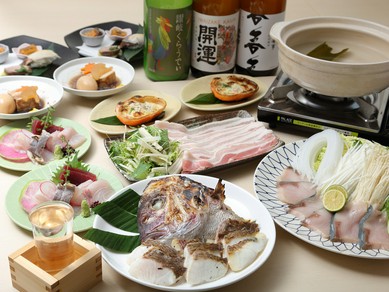 その時季に一番美味しい食材をひと手間かけてつくり上げる各種鍋