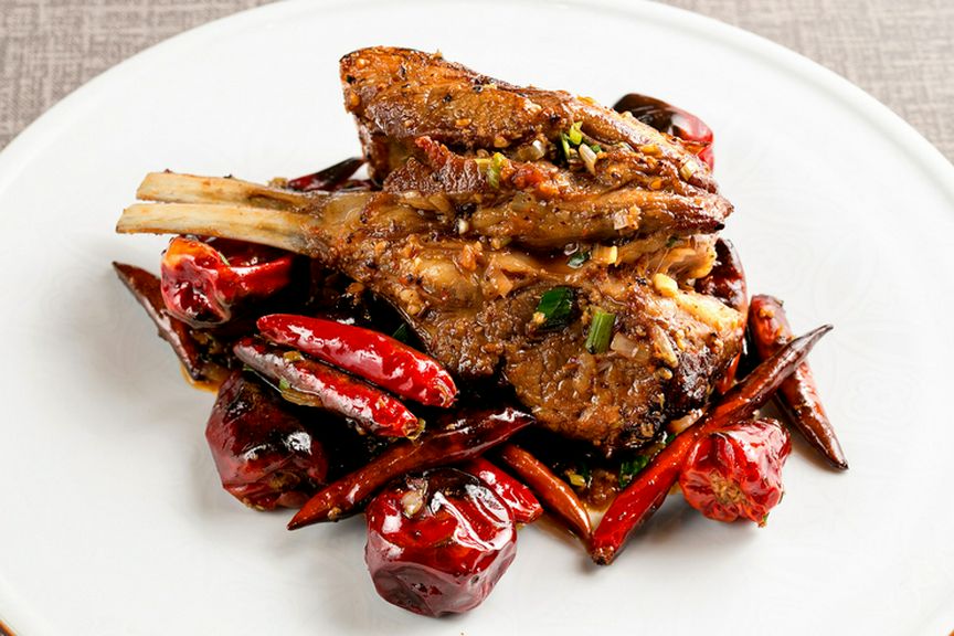 香ばしさ、爽やかな香り。複雑でいて軽やかな『ラム 四川薫るスパイシー』