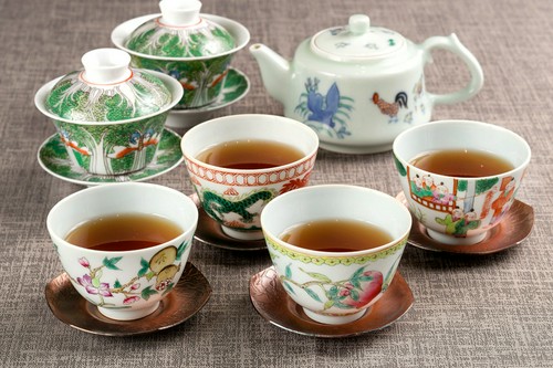 中国茶は、歴史が息づく美しい「景徳鎮」の茶器で