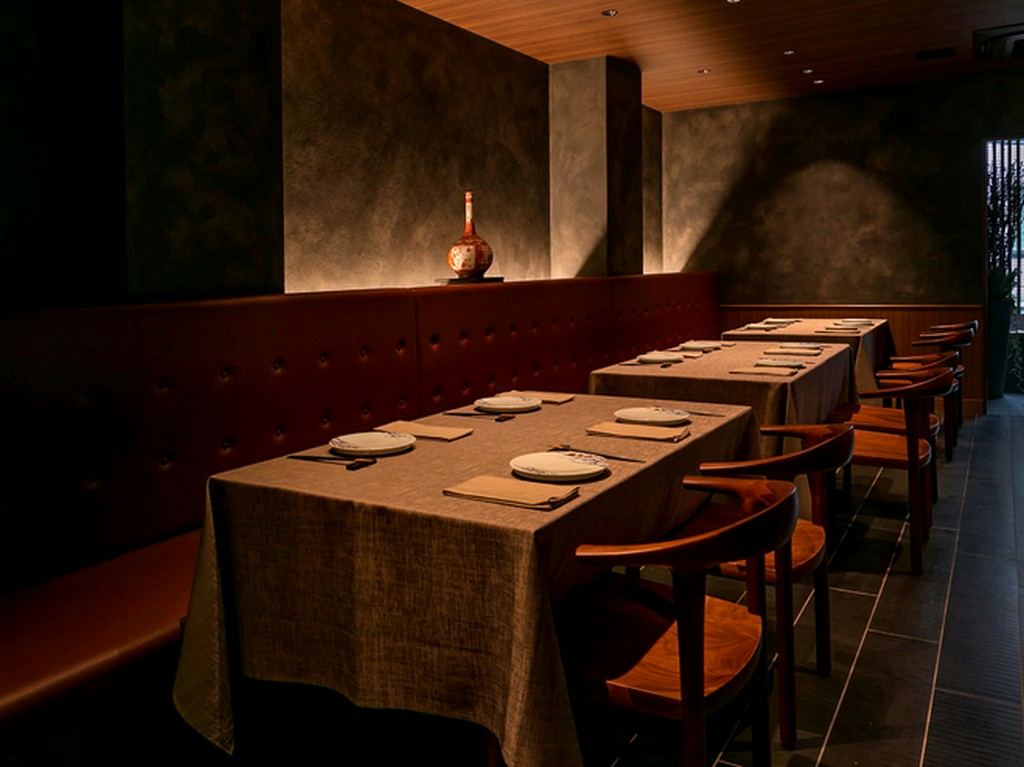 店内にあふれる和と漢の調和。大切な人と過ごして