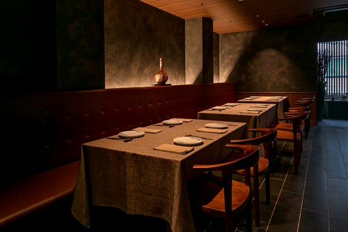 店内にあふれる和と漢の調和。大切な人と過ごして