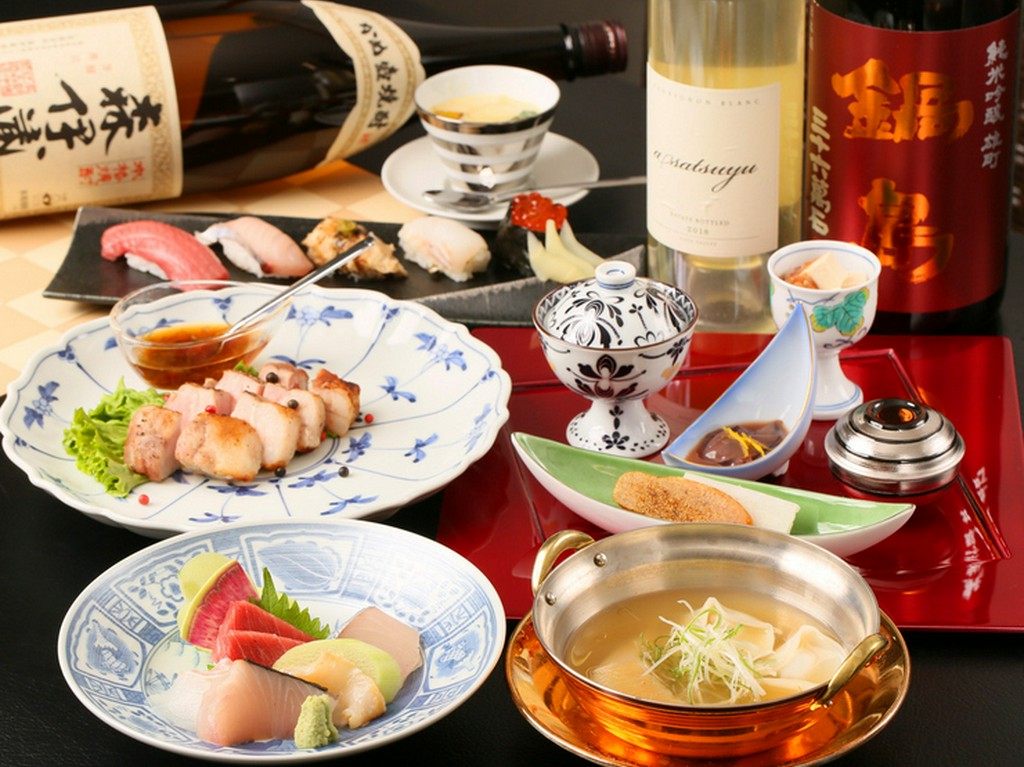 利用シーンに応じた宴会コースが充実し、飲み放題のセットもOK