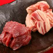 流通量1％と非常に稀少なアイスランド産サフォークラムを使用しています。
肉本来の味を楽しめる自家製塩コショウがイチオシです。