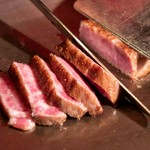 鉄板で焼くお肉各種