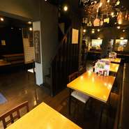 事前に相談すれば、貸切にも対応してくれます。飲み放題付きの宴会コースもあるので、気軽に相談してみては。最大40名まで入れるので、職場の飲み会などにも利用できます。