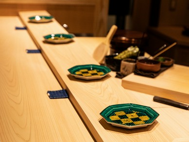 洗練された空間で、食事や会話を心ゆくまで堪能