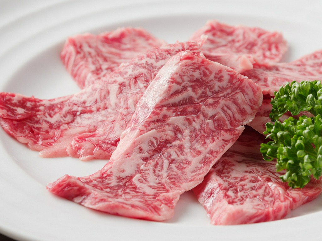 霜降りがたっぷりの選び抜かれた銘柄牛