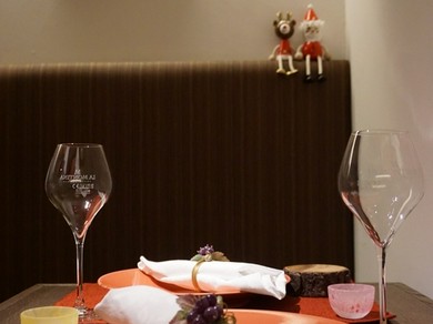 洗練された空間で、食事や会話を心ゆくまで堪能