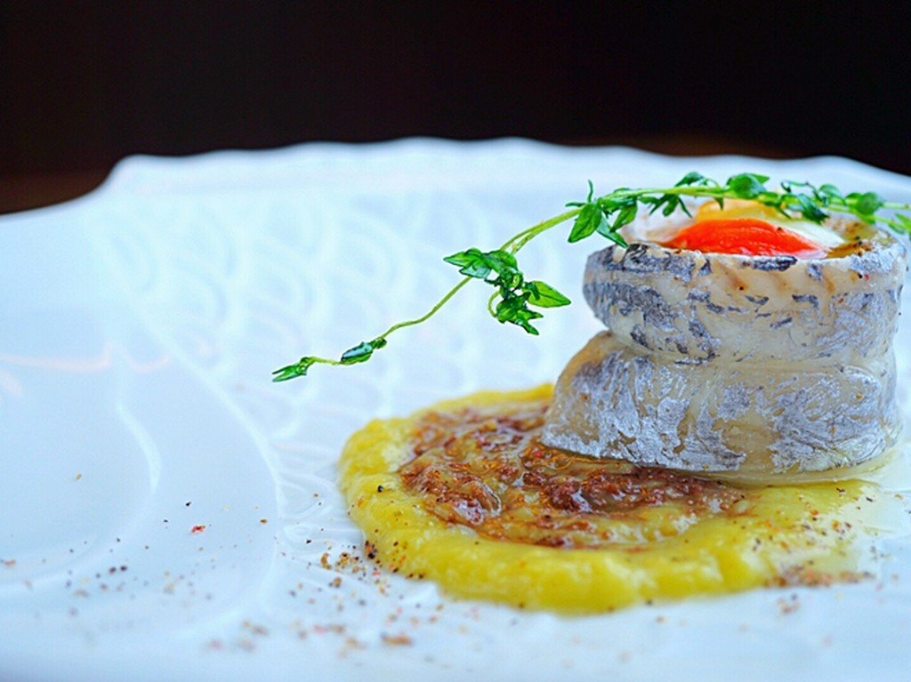 『太刀魚　スカモルツァ　ポロ葱』