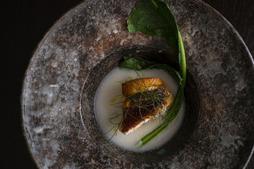 新鮮な宮古島の魚を、種類や状態にあわせてベストな調理法で振る舞う『本日の魚料理』