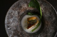 新鮮な宮古島の魚を、種類や状態にあわせてベストな調理法で振る舞う『本日の魚料理』