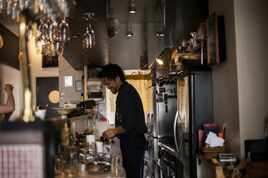 お客様一人ひとりのニーズに応えて、笑顔に導く接客を