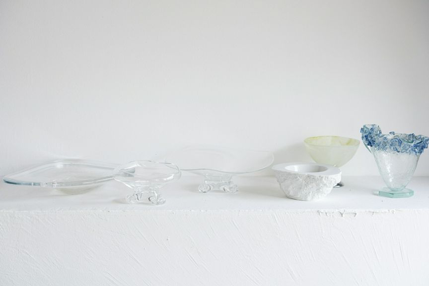 斬新な料理に負けないような、国内外で手がけられた個性豊かな器