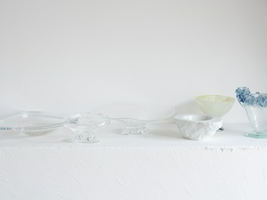 斬新な料理に負けないような、国内外で手がけられた個性豊かな器