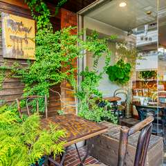 グルメ女子に評判の料理＆スイーツが揃い、女子会コースも人気！