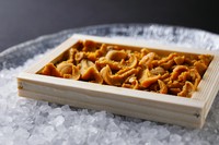 淡路島の食材をふんだんに使用した、シェフお任せの贅沢なフルコースです。金額は8,800円からご予算に合わせてコースをご用意いたします。10000円以上のご予算の場合は前日17時までのご予約をお願いいたします。