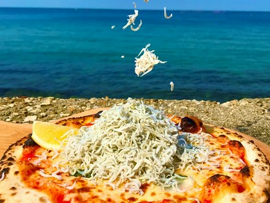 淡路島産しらすピッツア