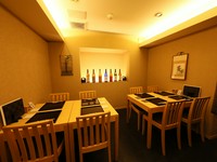 ゆっくりお食事を楽しまれたい方や、女子会、会席などにもどうぞお使い下さいませ。