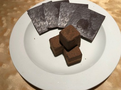 お酒と合わせてゆったりと味わいたい『チョコレート』