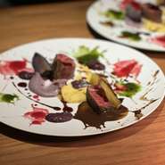 ＊厳しいドレスコードはございませんが、カジュアル過ぎない服装をお奨めしております。

※予約不可のお日にちでも、店舗に直接お問い合わせいただければお席がご用意できることがあります。

※ご予約の際にいただいた電話番号やメールアドレスに不備がある場合は、
　ご予約をキャンセル扱いとさせていただく場合がございます。
　必ず正しい電話番号、メールアドレスをご入力いただきますようお願いいたします。

