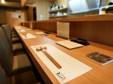 洗練された空間で、食事や会話を心ゆくまで堪能