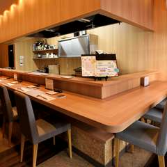 カウンター天麩羅をアットホームな雰囲気でリーズナブルに提供