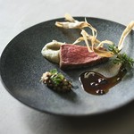 ビールや焼酎、ハイボールなど豊富なフリードリンクがついた接待会食などでご利用いただけるコースです。