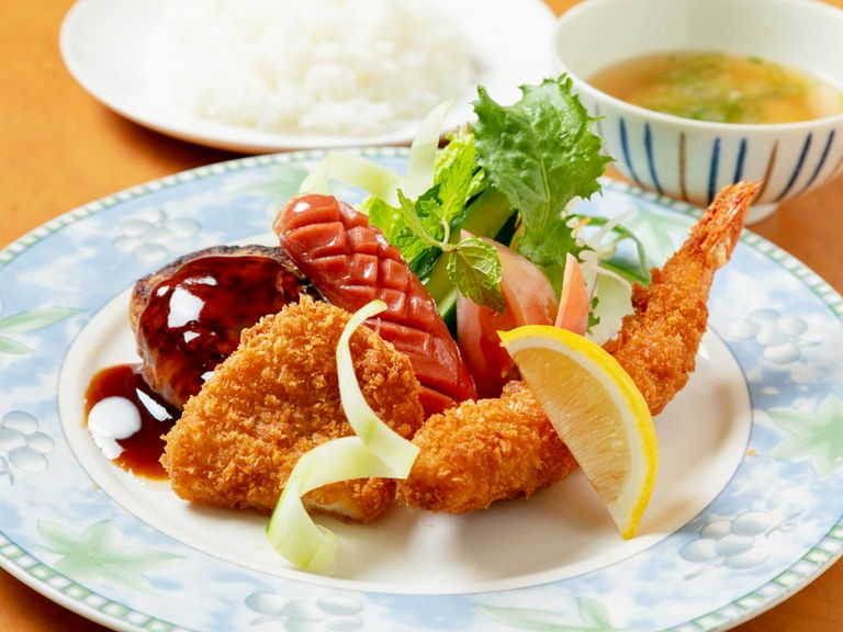 『ミックスグリル定食（ハンバーグ・エビフライ）』